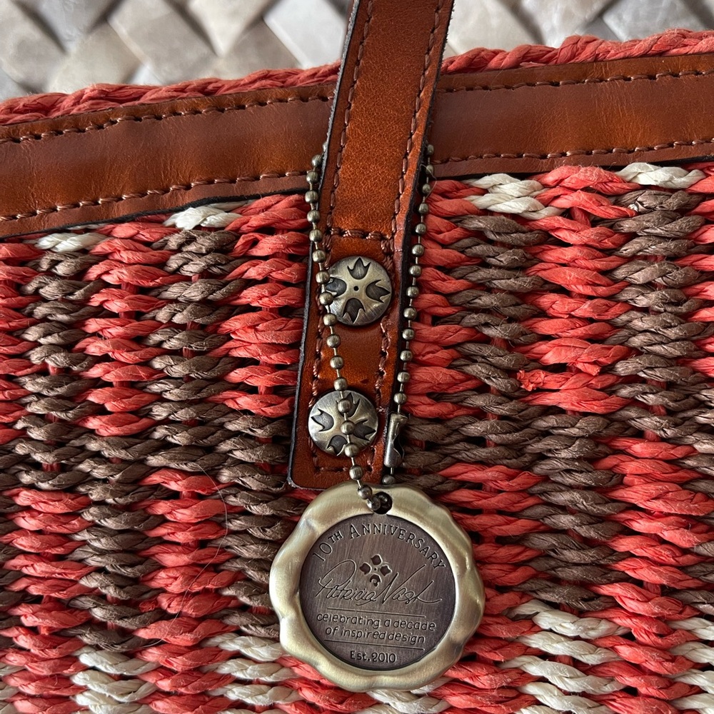 Stylish Red and Brown Woven Tote Bag - Picture 3 of 15
